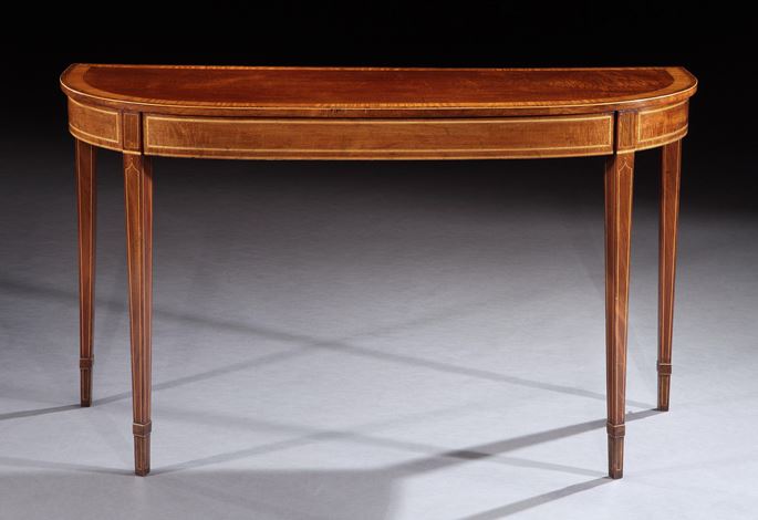 A PAIR OF GEORGE III MAHOGANY SIDE TABLES | MasterArt